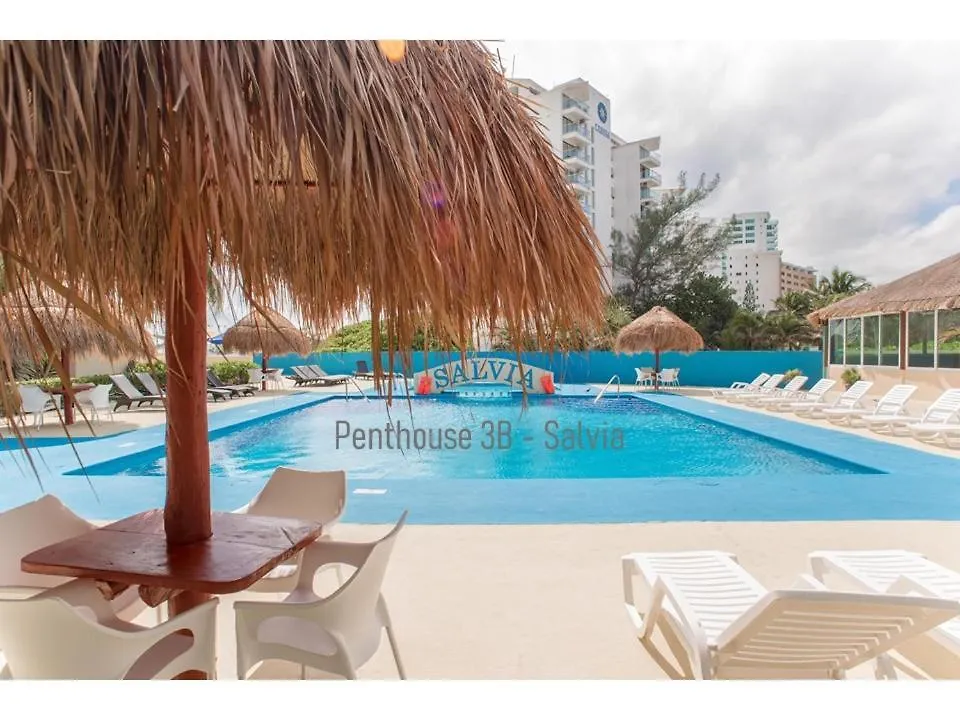 2 Story Oceanfront Penthouses On Cancun Beach! 0*,  México